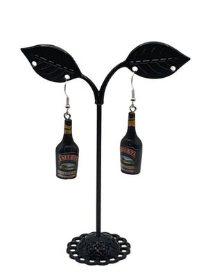 मदिरा बालियां