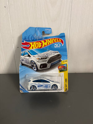 Hot Wheels Ford Focus RS Diecast white