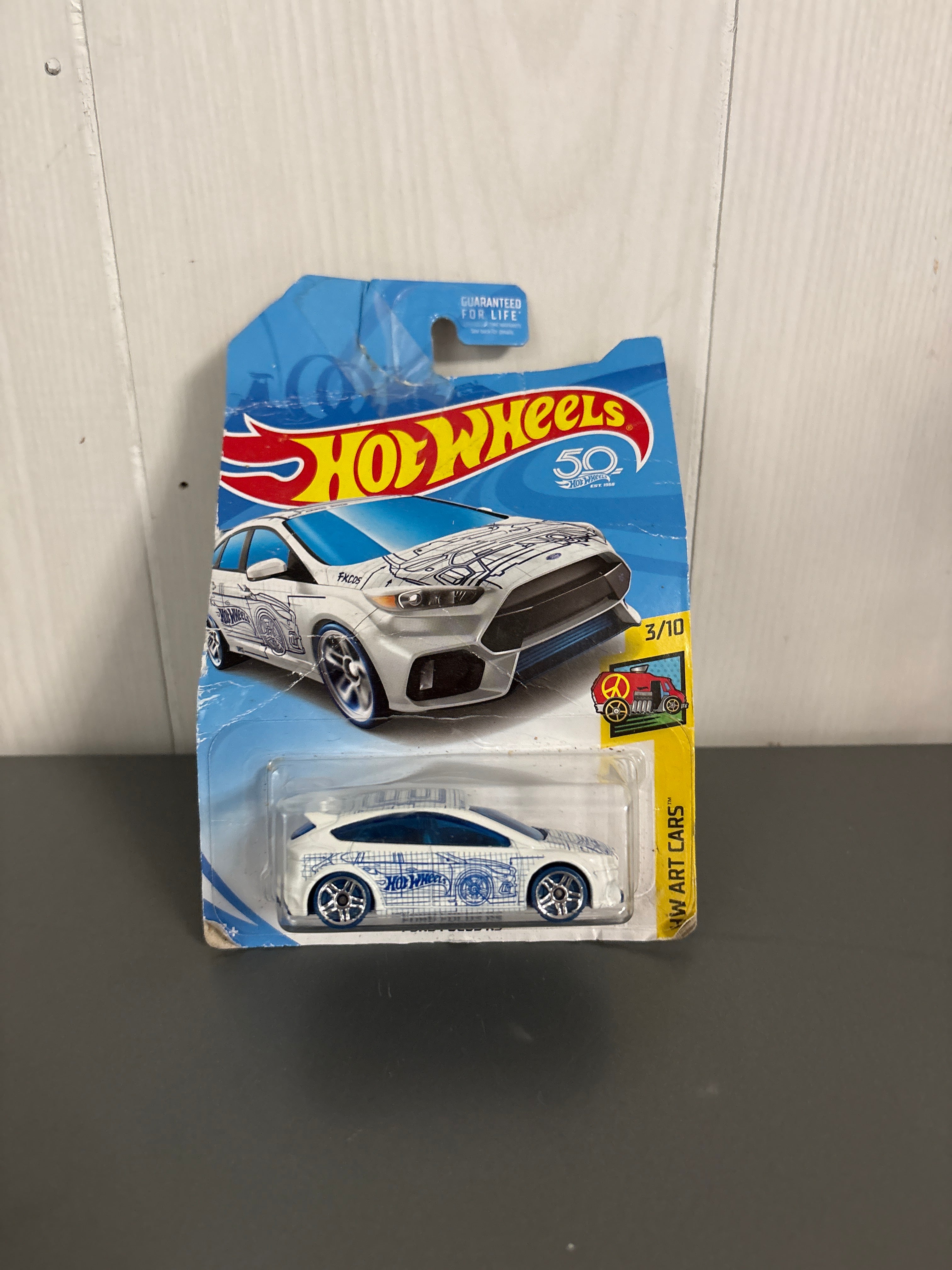 Hot Wheels Ford Focus RS Diecast white