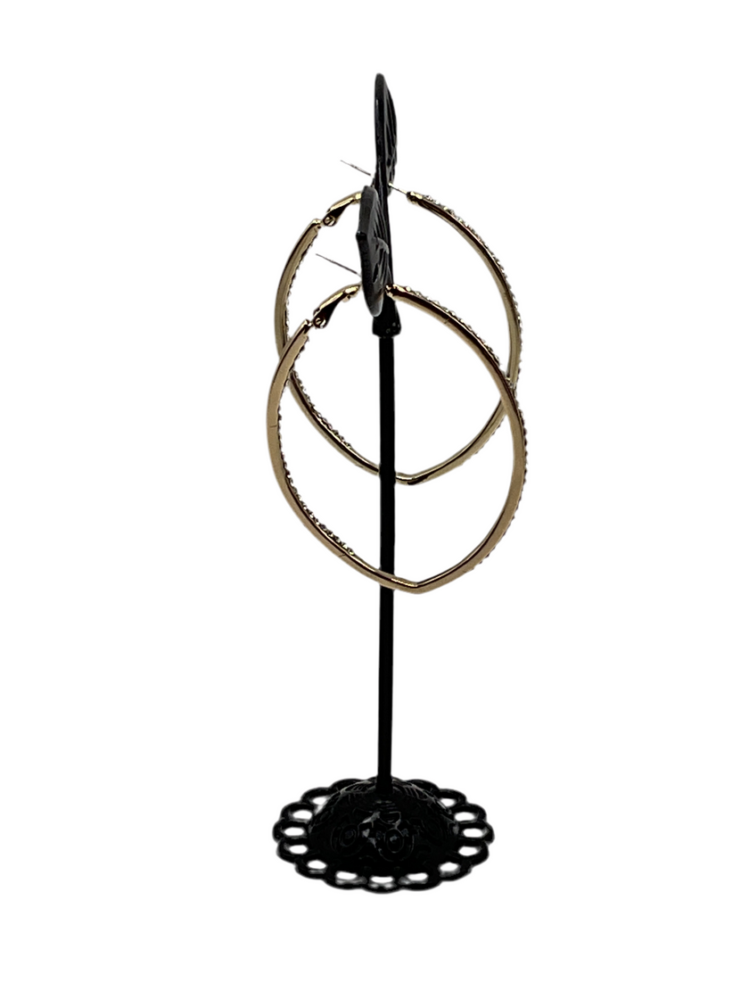 Pendientes de aro dorados brillantes