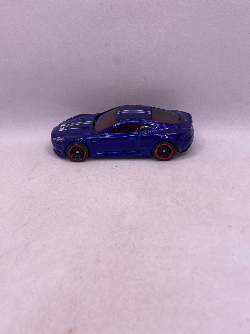 Hot Wheels Aston Martin DBS Diecast
