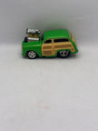 Muscle Machines 1950 Ford Woody Wagon Diecast