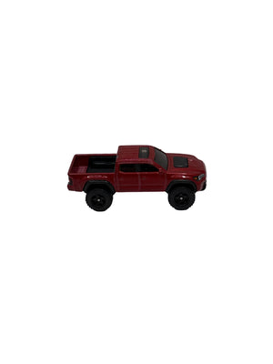 Hot Wheels 20 Toyota Tacoma Diecast red
