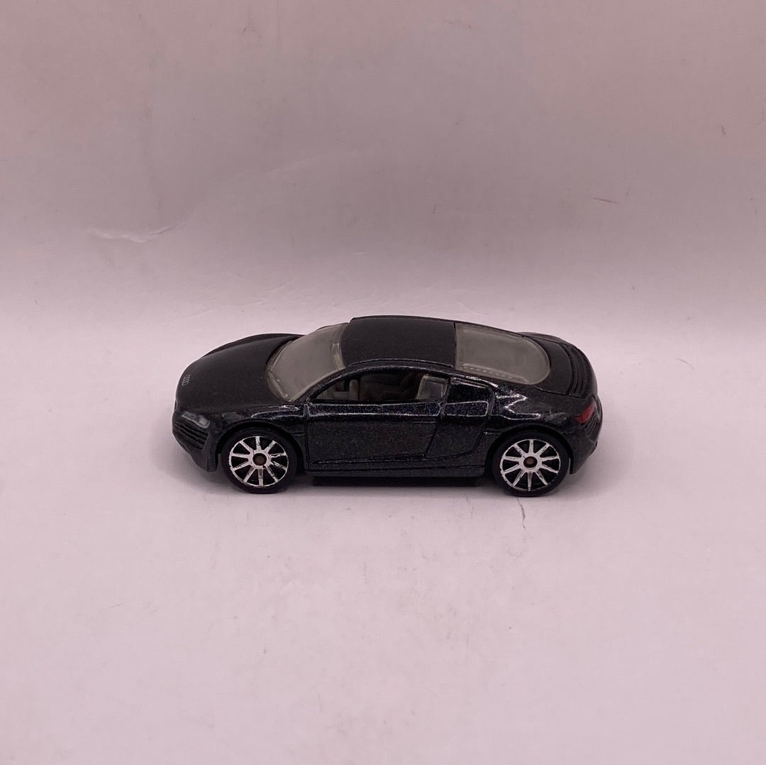 Hot Wheels 07 Audi R8 Diecast