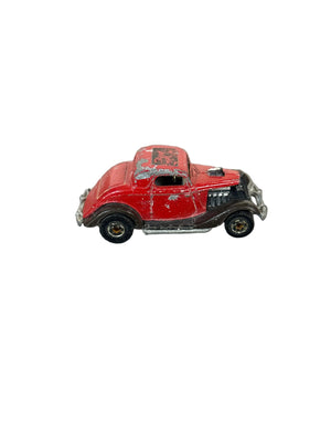 Hot Wheels Ford 3-Window Diecast red