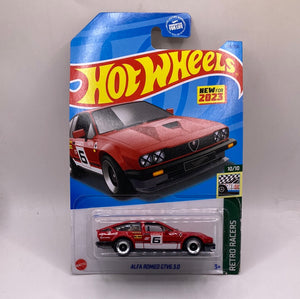 Hot Wheels Alfa Romeo GTV6 3.0 Diecast