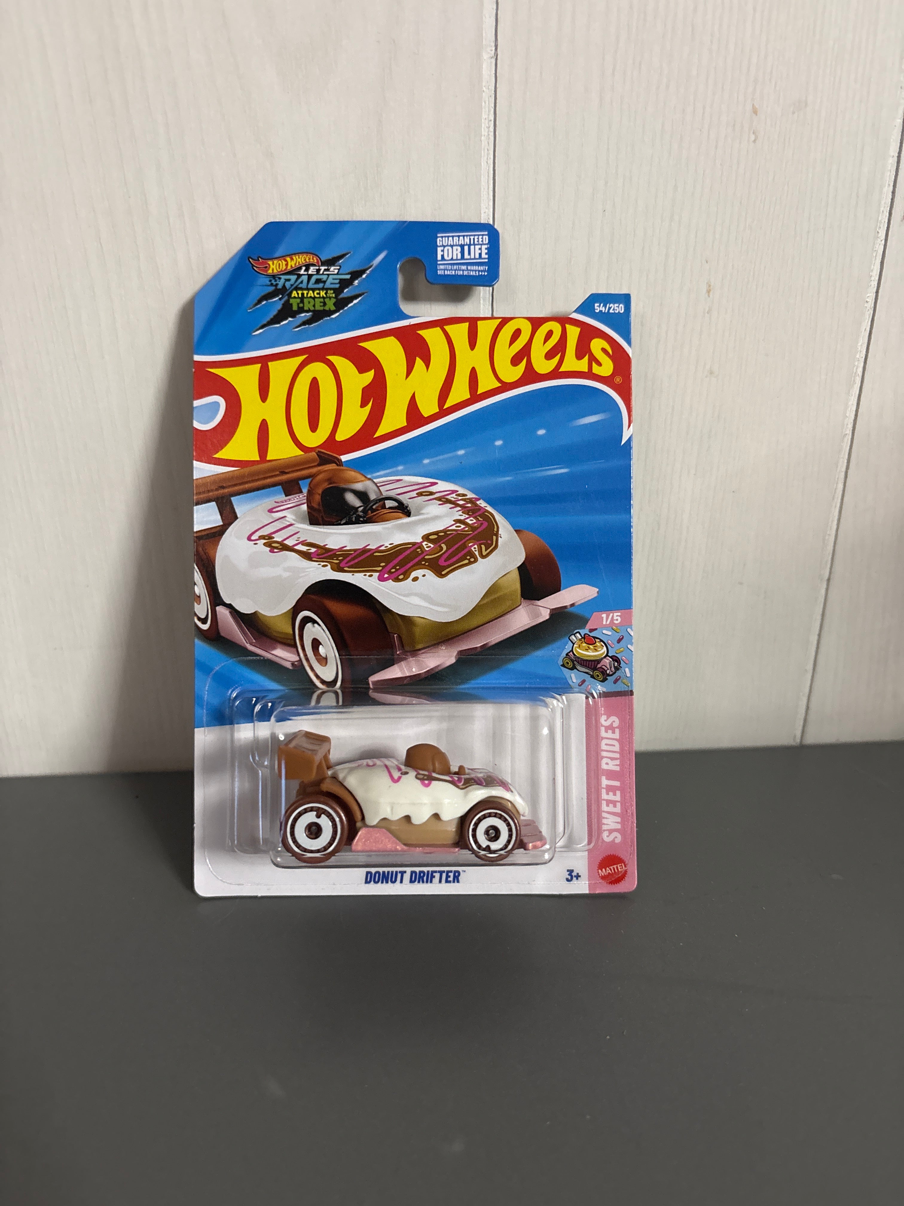 Hot Wheels Donut Drifter Diecast white