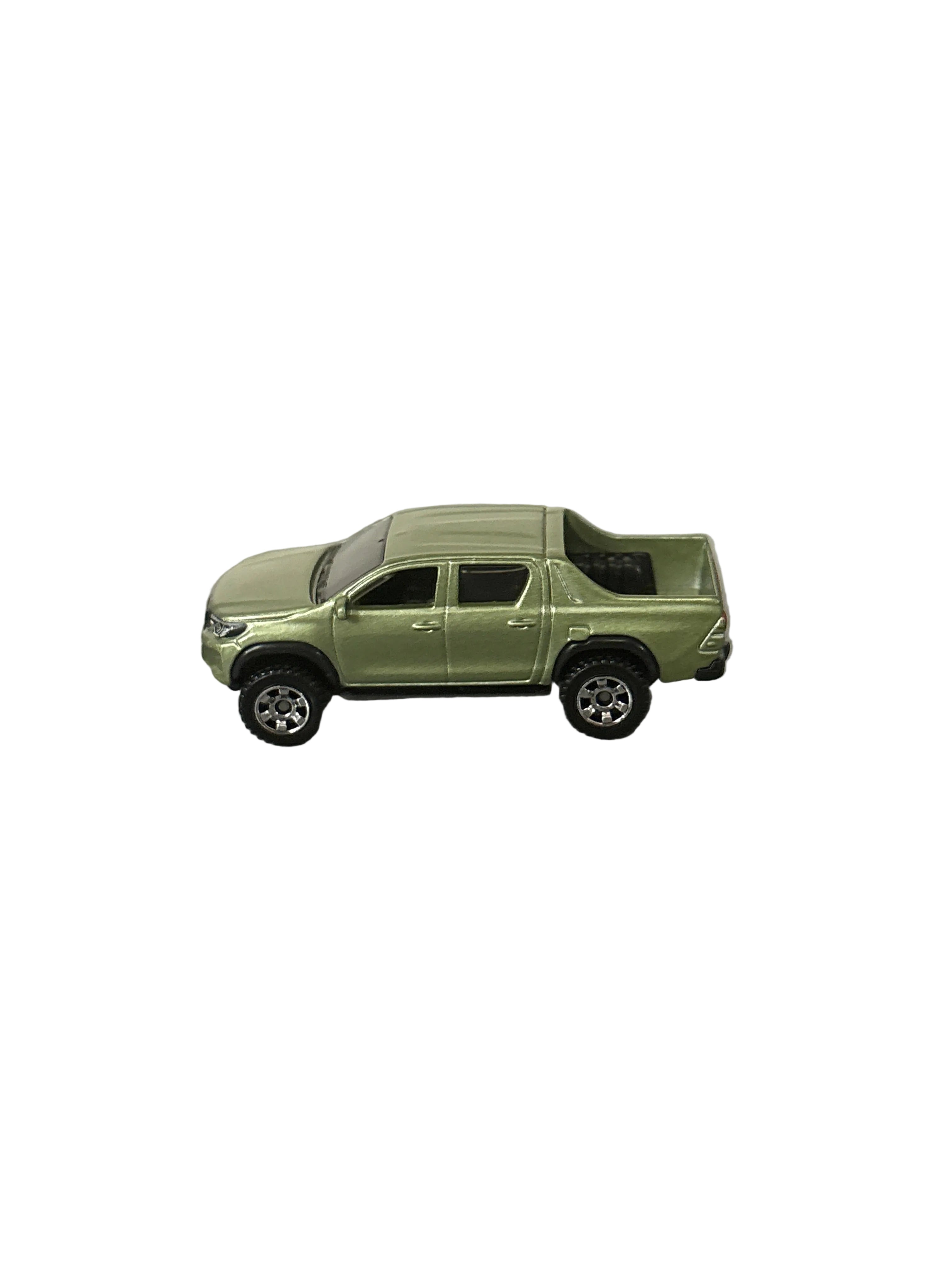 Matchbox 2018 Toyota Hilux Diecast green