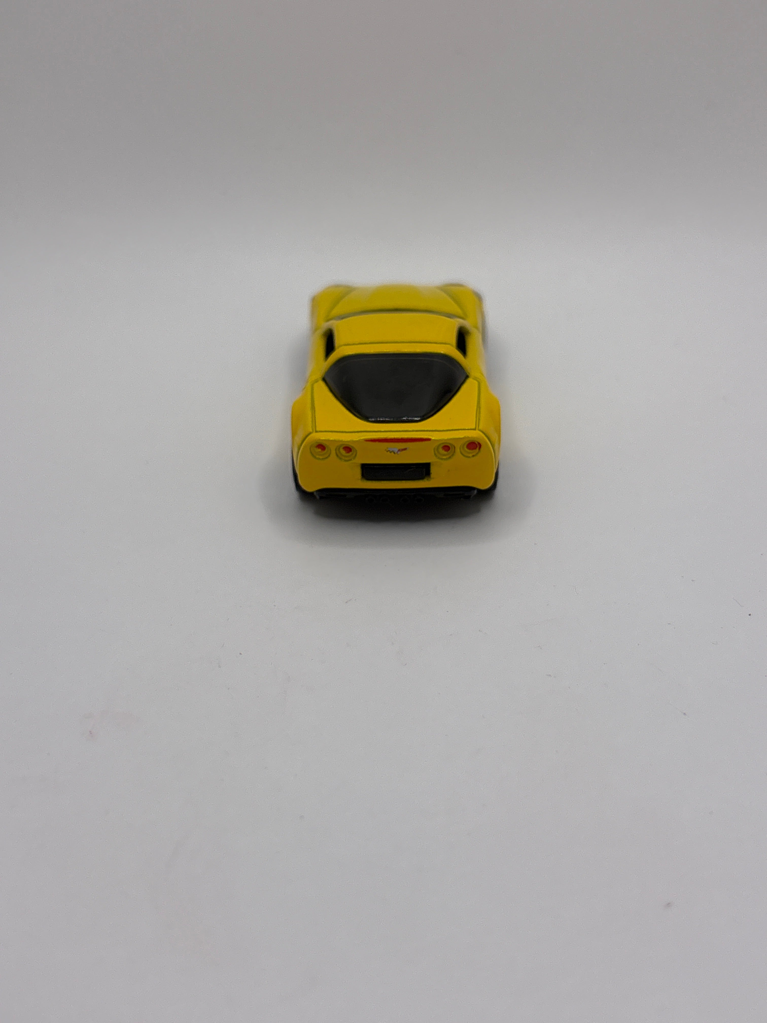 Hot Wheels 11 Corvette Grand Sport Diecast