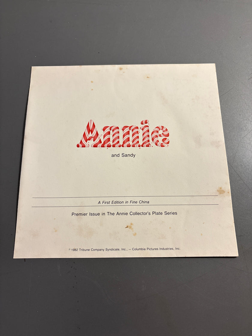 Edwin M. Knowles Annie And Sandy