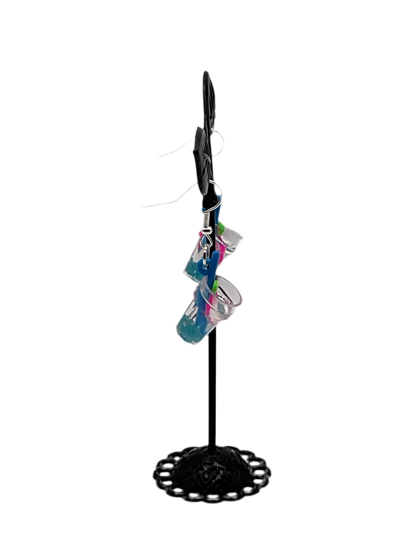 Pendientes de bebida azul y rosa