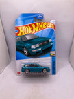 Hot Wheels 94 Audi Avant RS2 Diecast