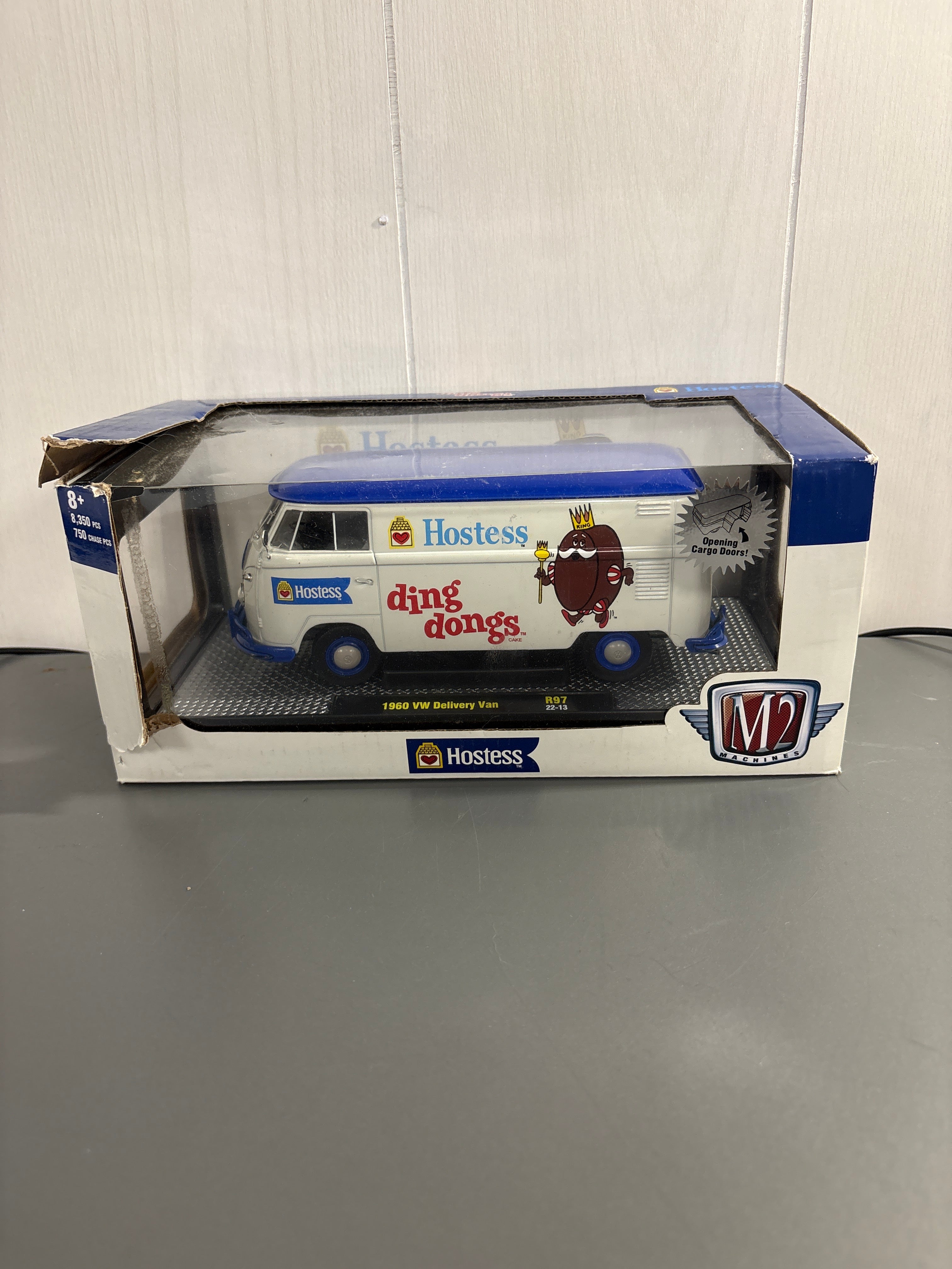 M2 1960 VW Delivery Van Diecast