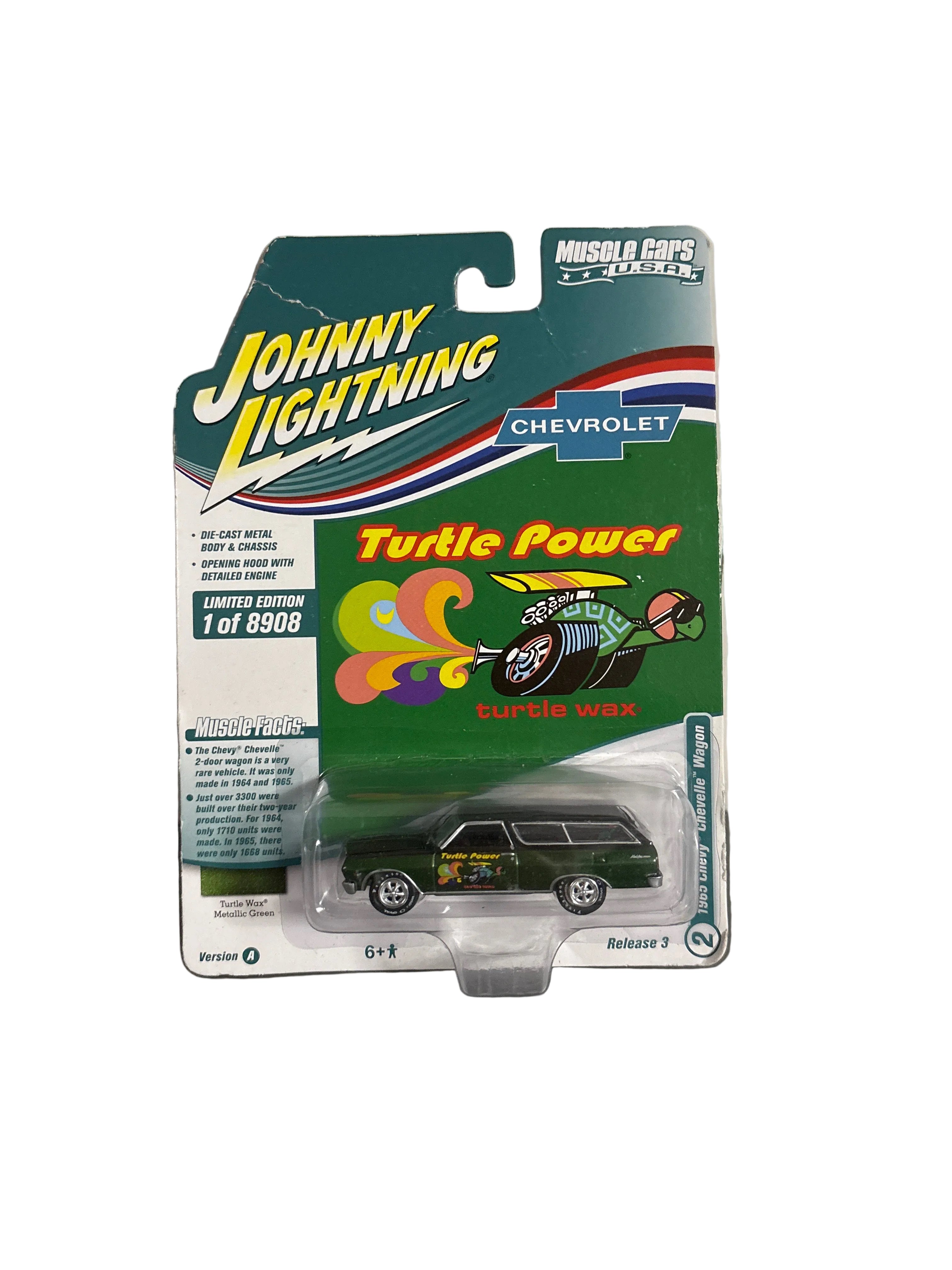 Johnny Lightning 1965 Chevy Chevelle Wagon Diecast