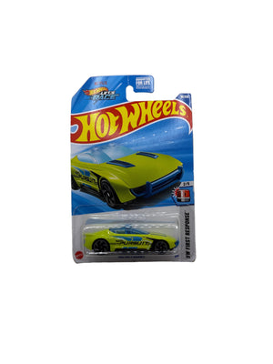 Hot Wheels Alpha Pursuit Diecast