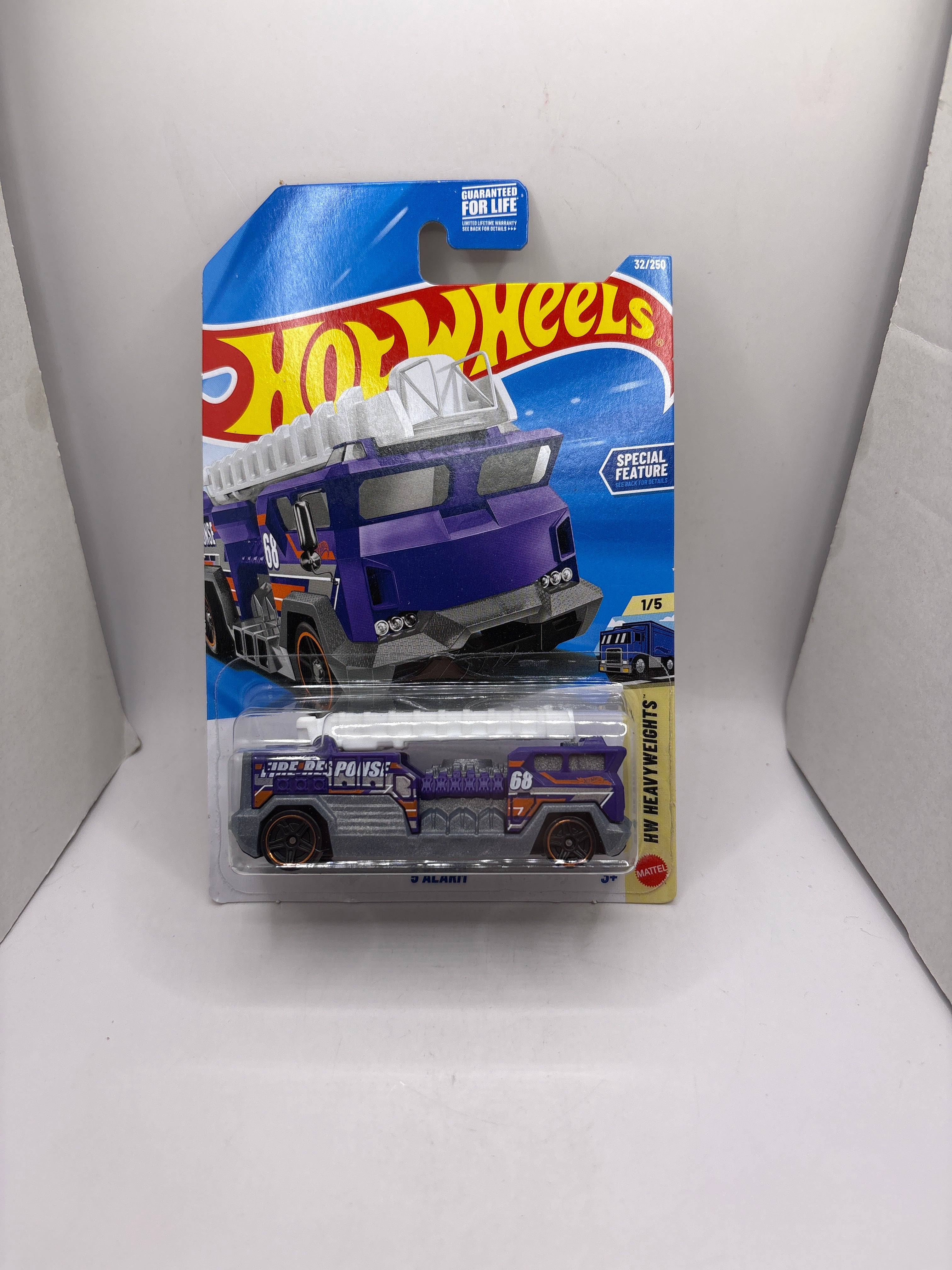 Hot Wheels 5 Alarm Diecast