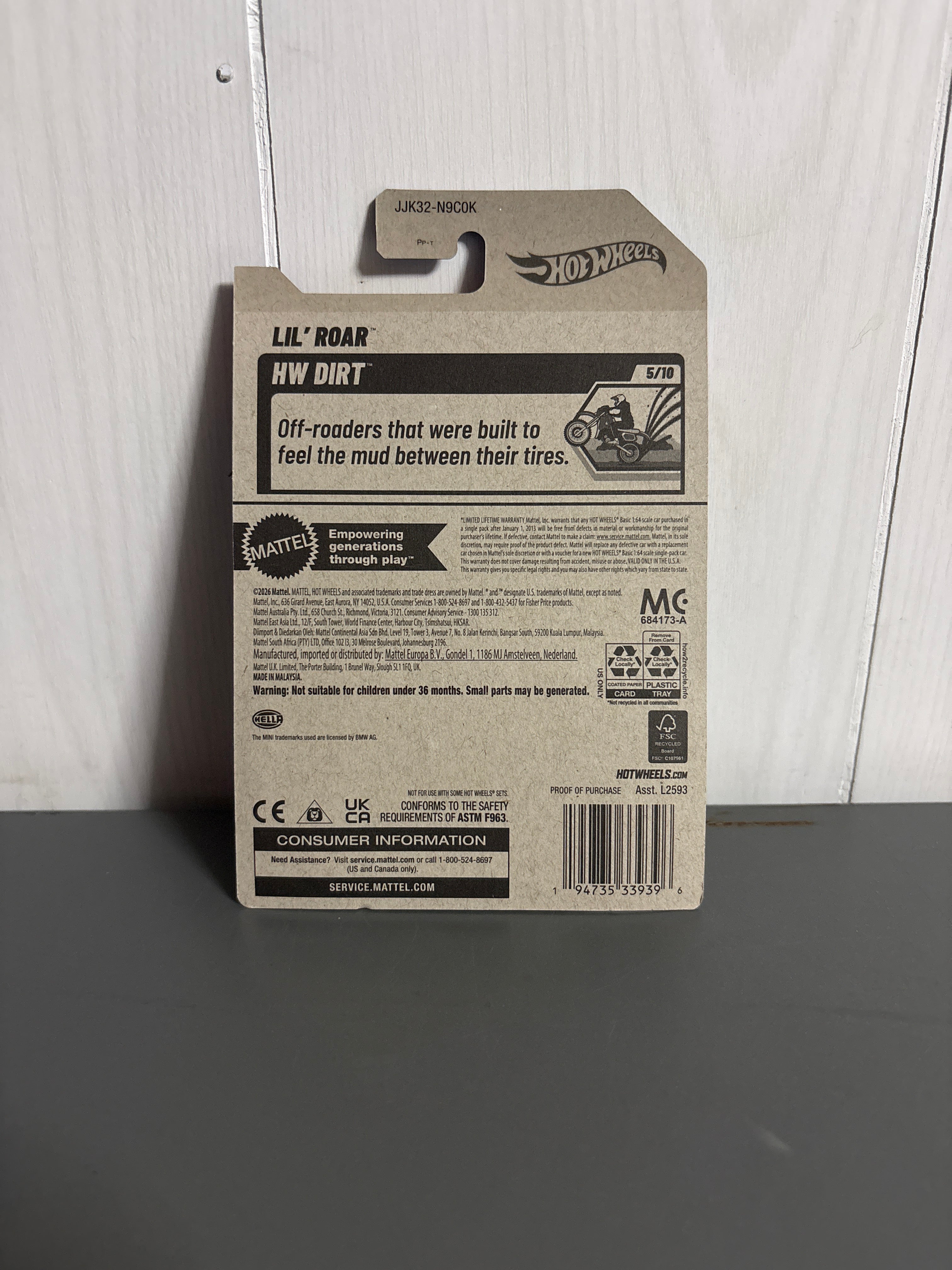 Hot Wheels Lil Roar Diecast white