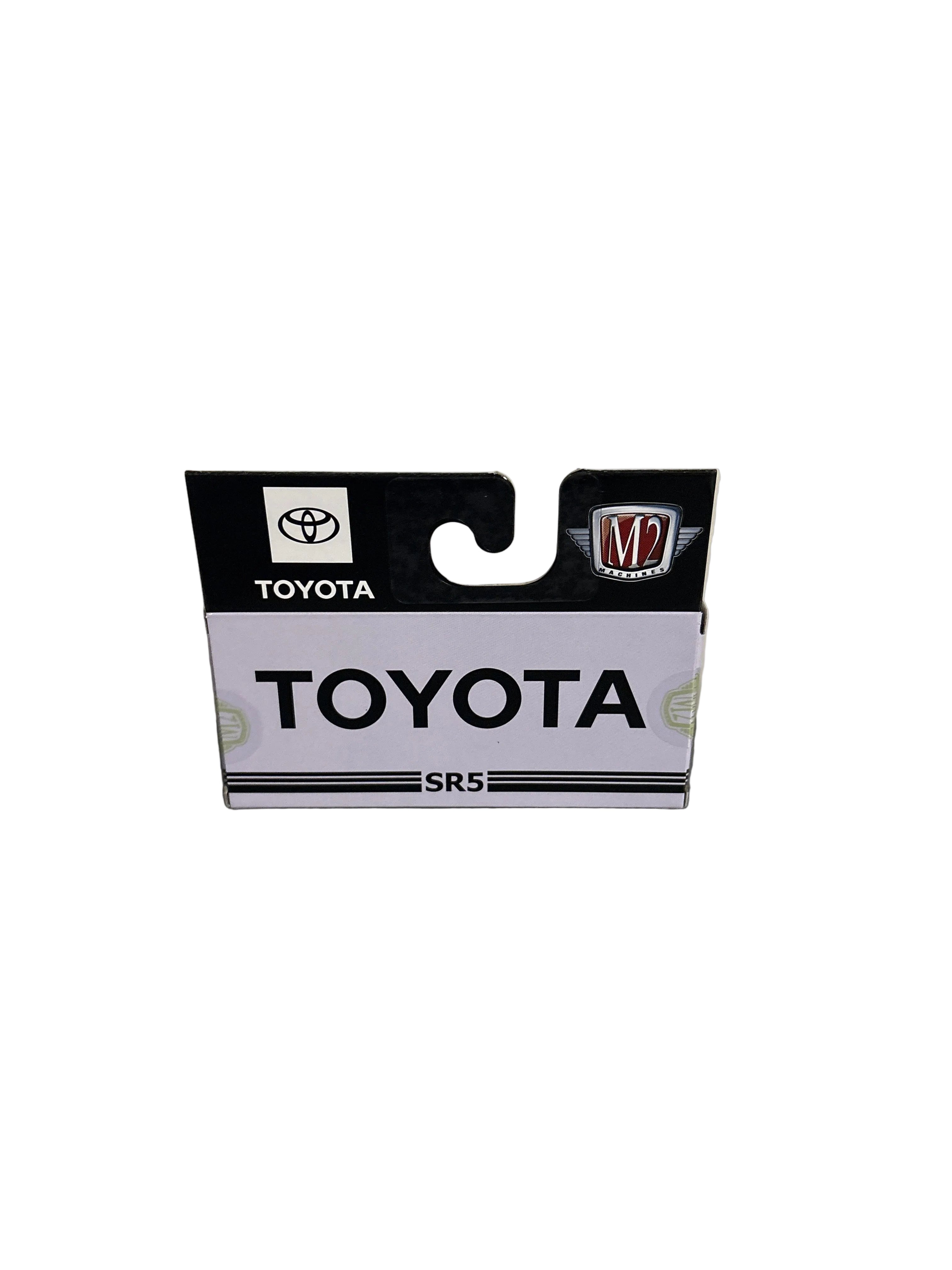 M2 1985 Toyota Truck Diecast