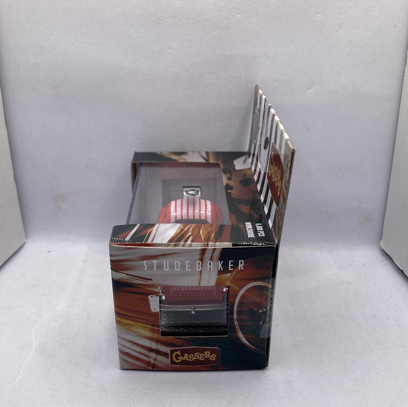 M2 1950 Studebaker 2R Truck Diecast