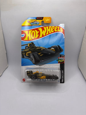 Hot Wheels HW-4-Trac Diecast