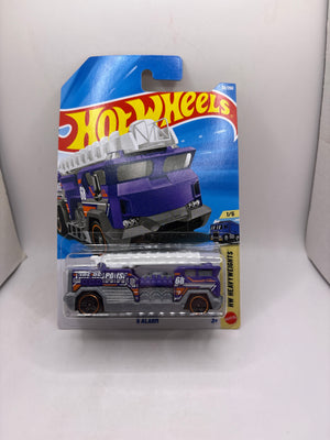 Hot Wheels 5 Alarm Diecast