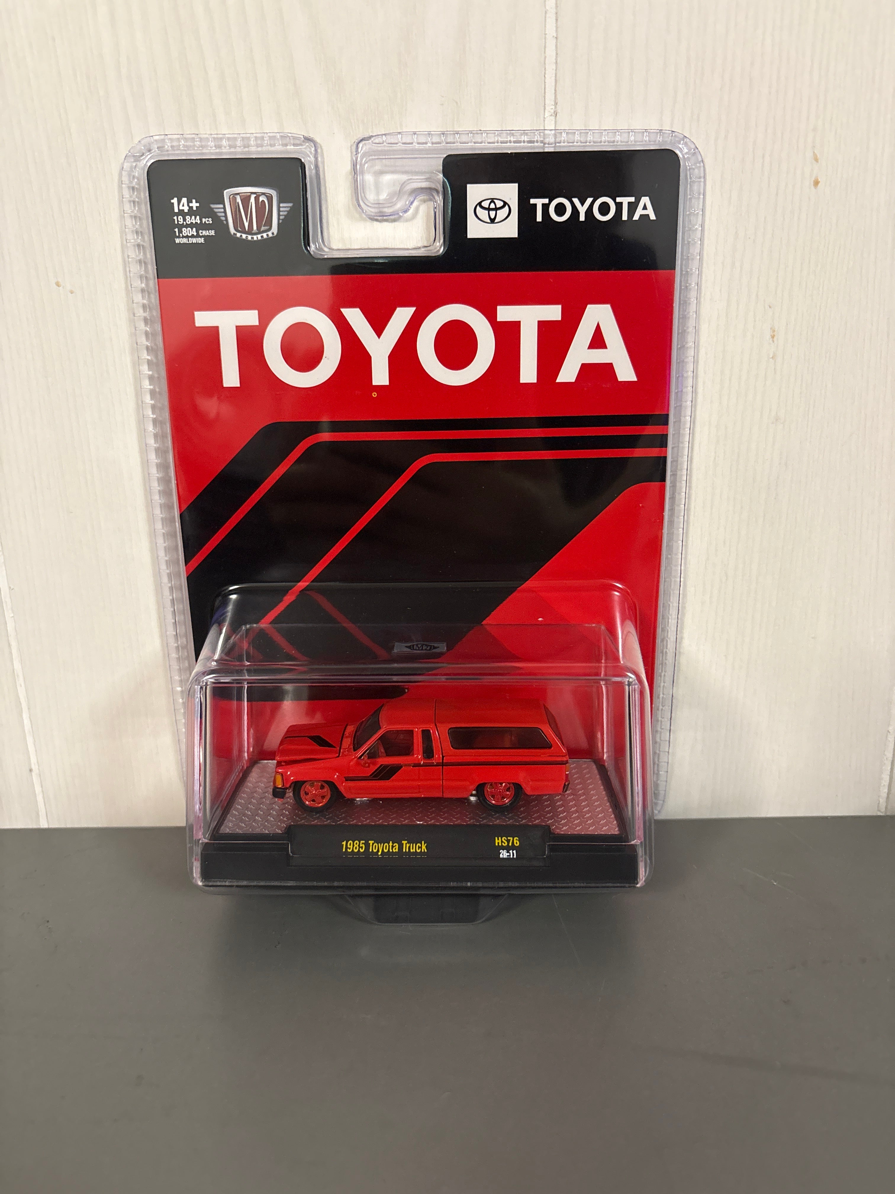 M2 1985 Toyota Truck Diecast