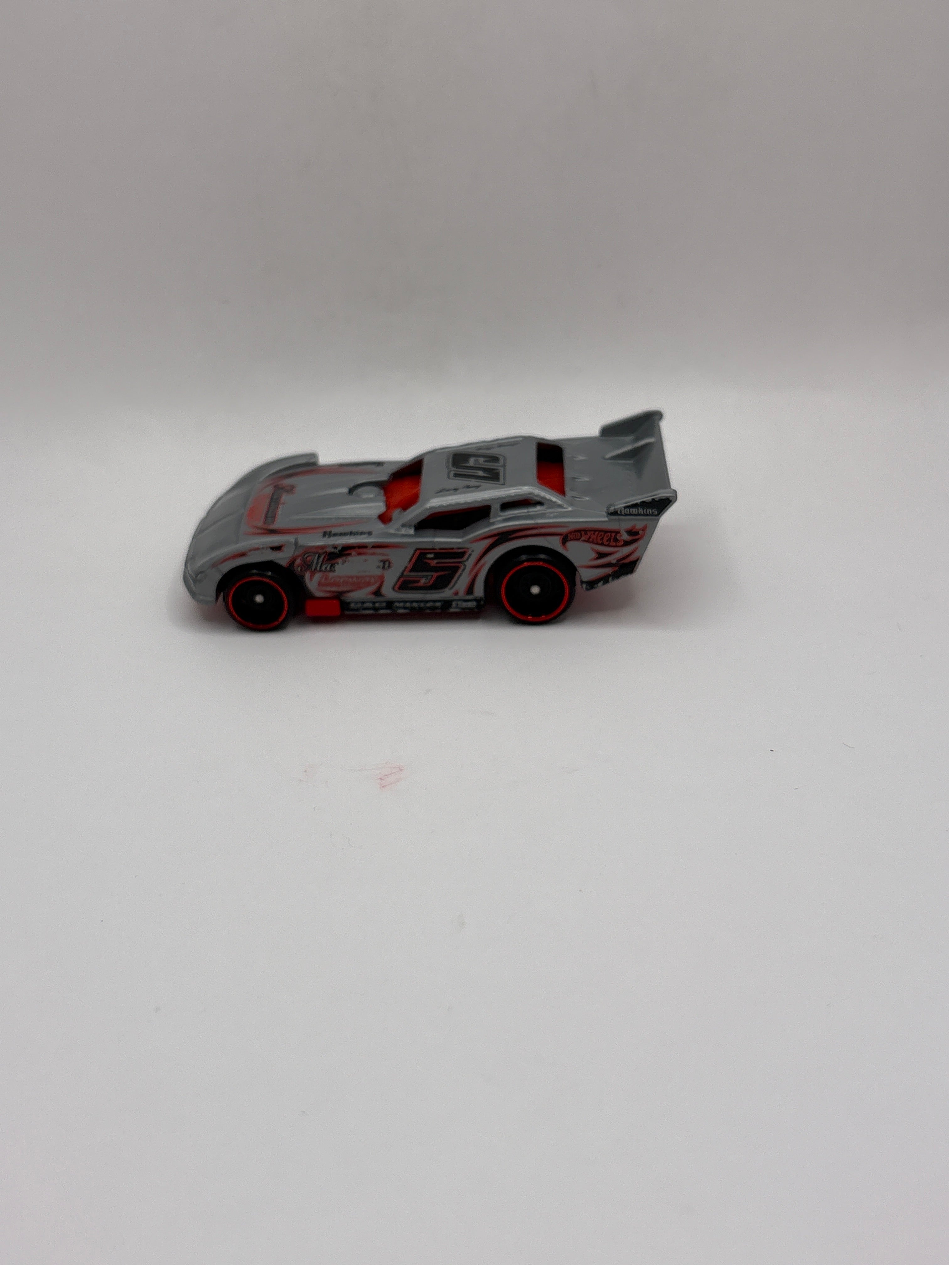 Hot Wheels Maximum Leeway Diecast