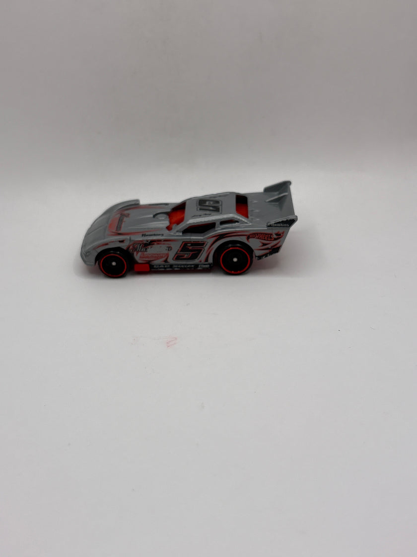 Hot Wheels Maximum Leeway Diecast