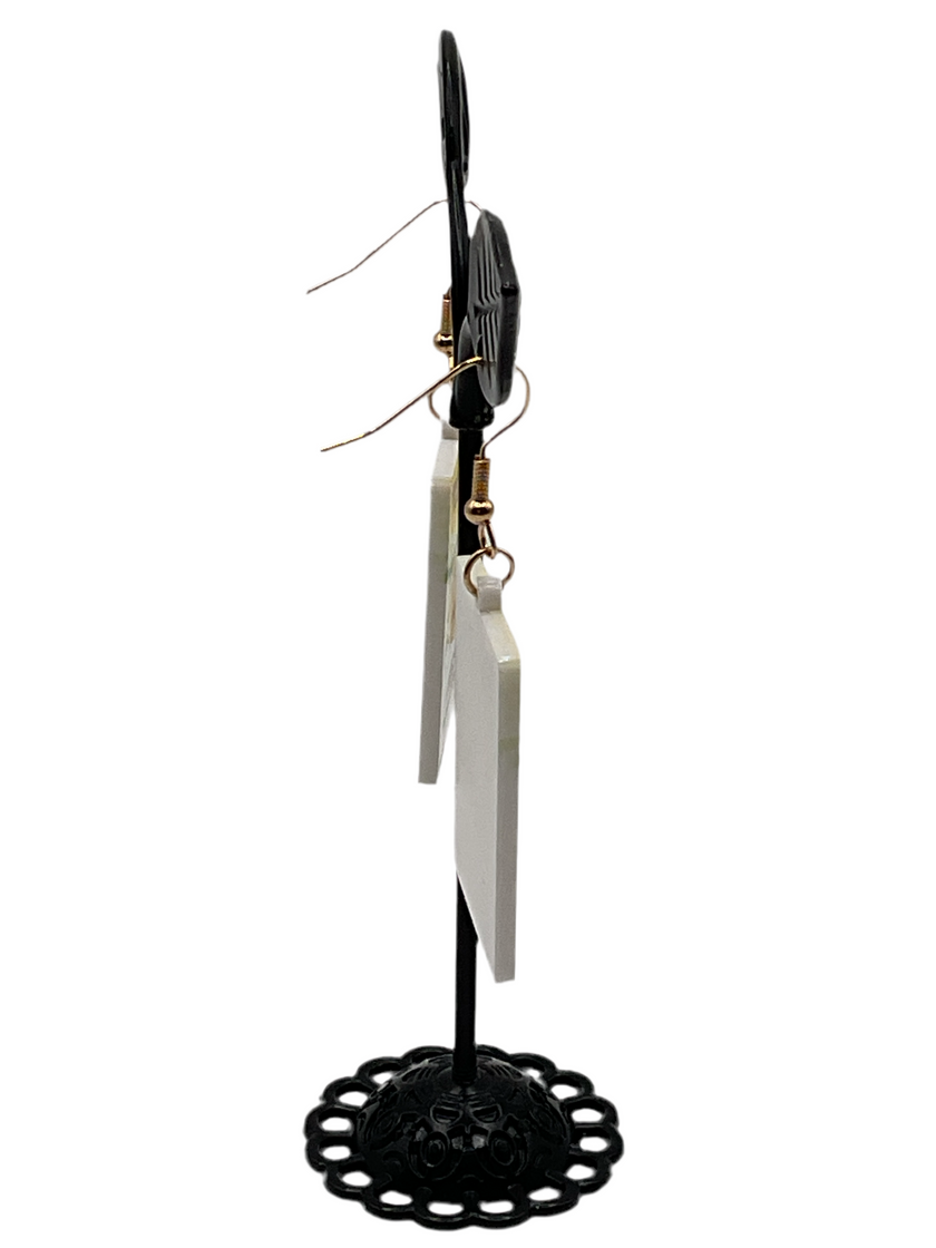 Simple Mills Cracker earrings