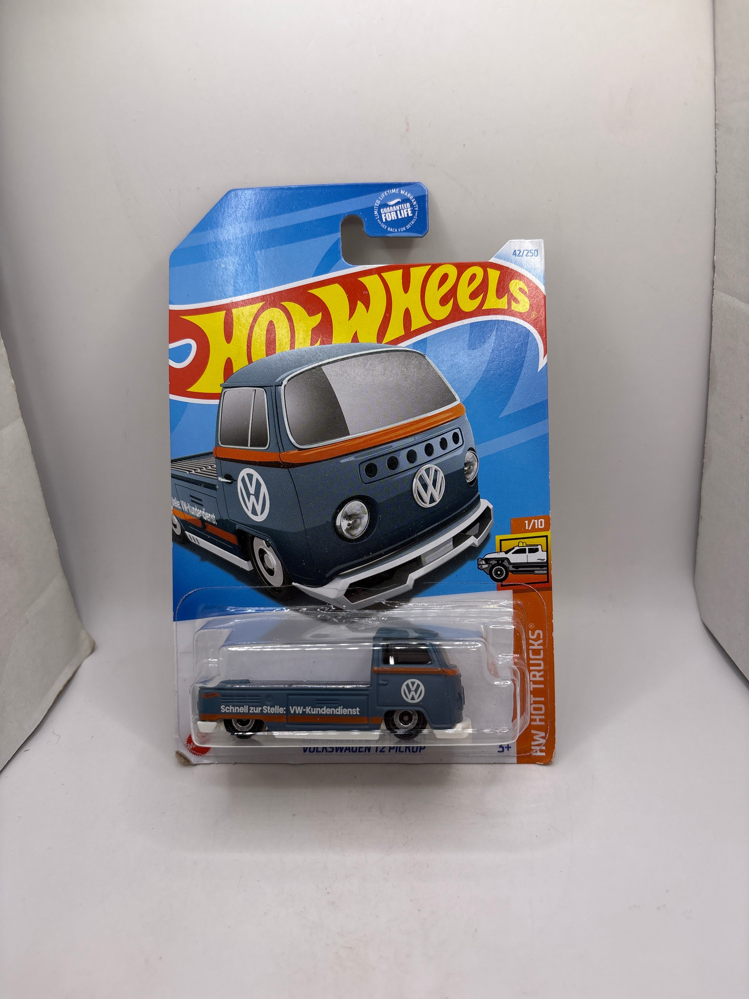Hot Wheels Volkswagen T2 Pickup Diecast