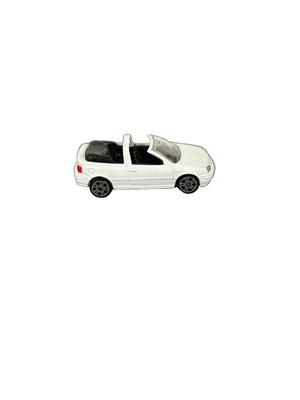 Maisto VW Golf IV Diecast white