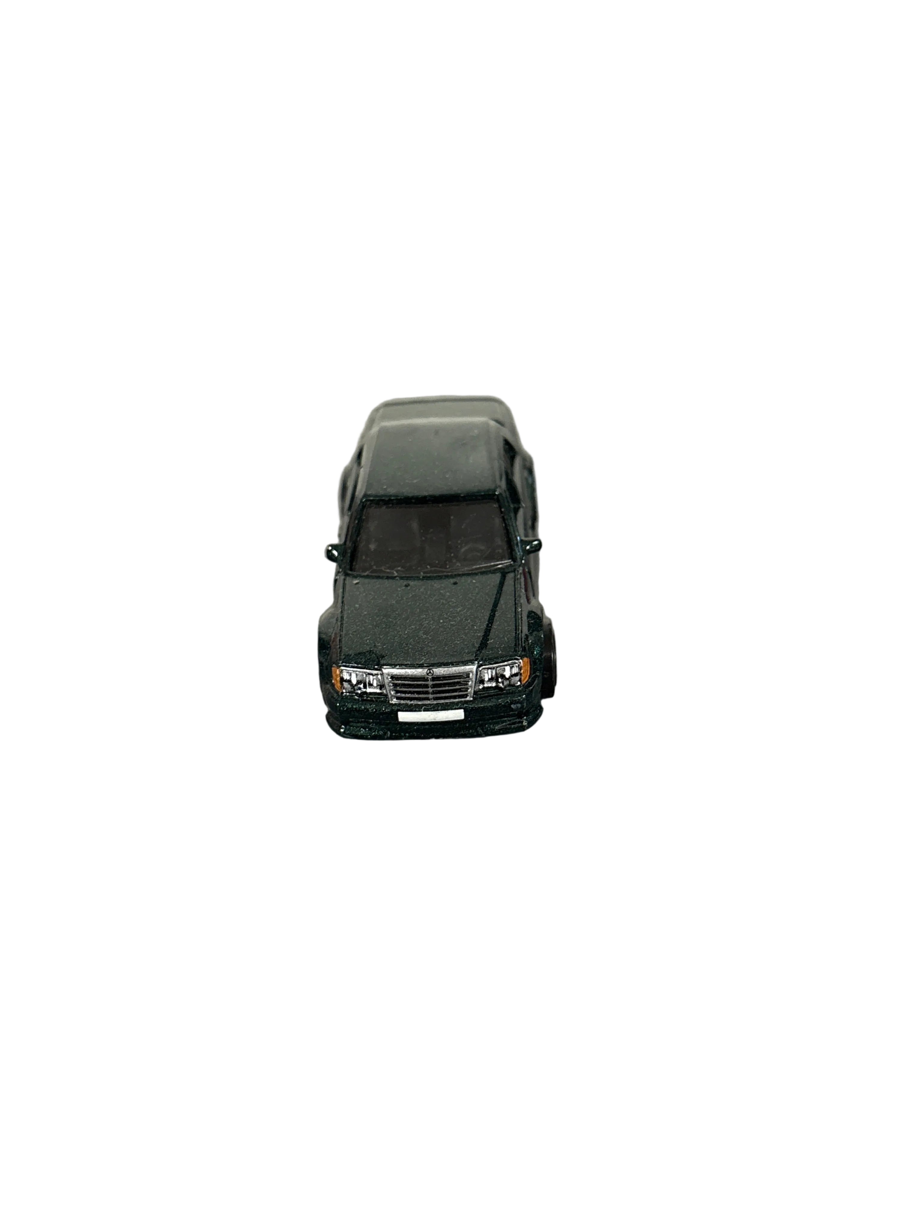 Hot Wheels Mercedes-Benz 500 E Diecast green