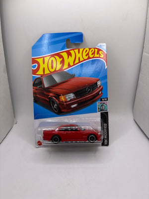 Hot Wheels 89 Mercedes-Benz 560 SEC AMG Diecast