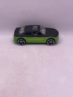 Hot Wheels Chrysler 300C Diecast