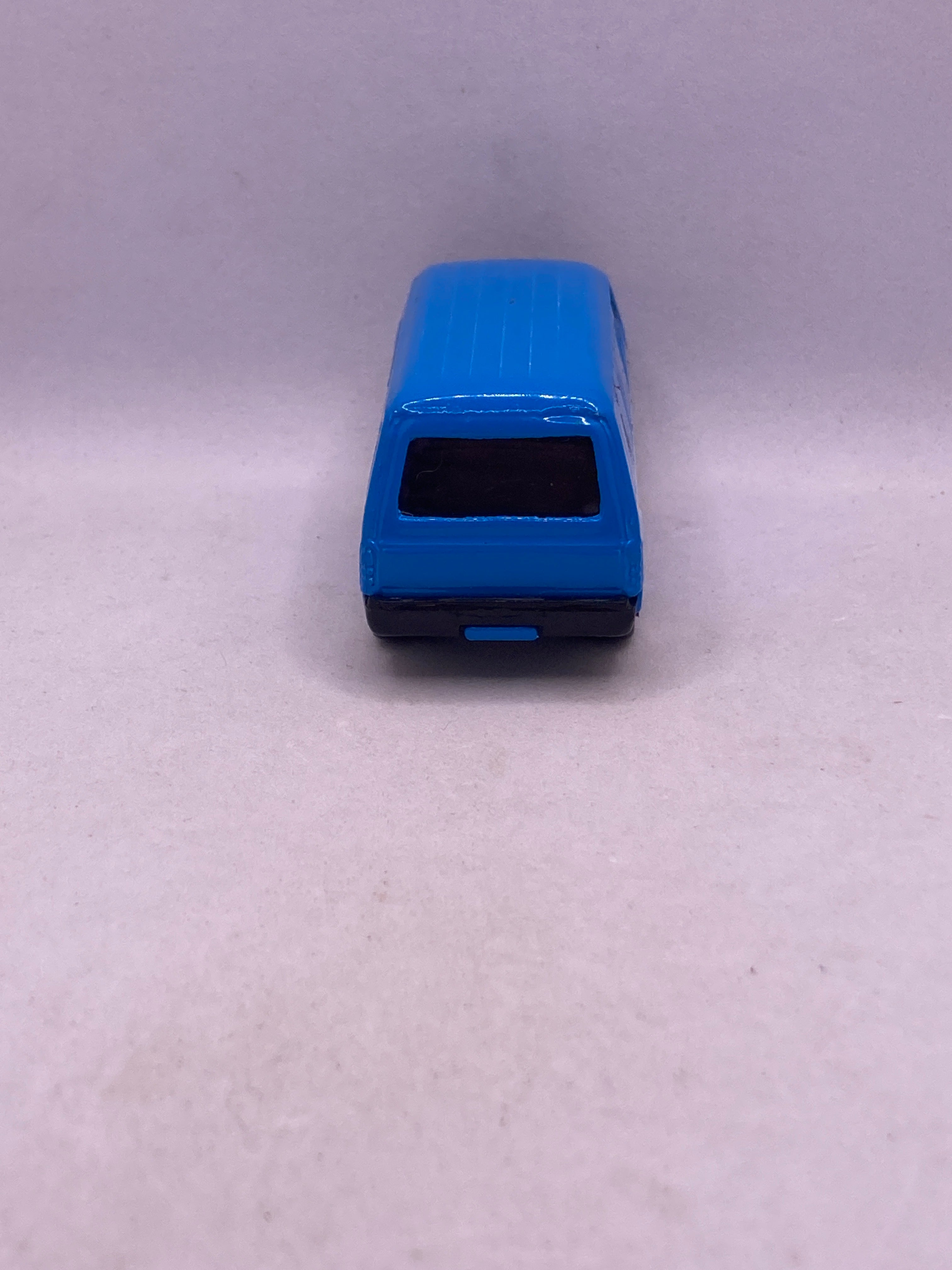 Maisto Ford Econovan Diecast