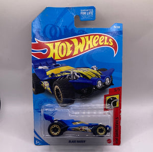 Hot Wheels Blade Raider Diecast