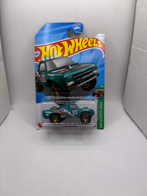 Hot Wheels 87 Dodge D100 Diecast green