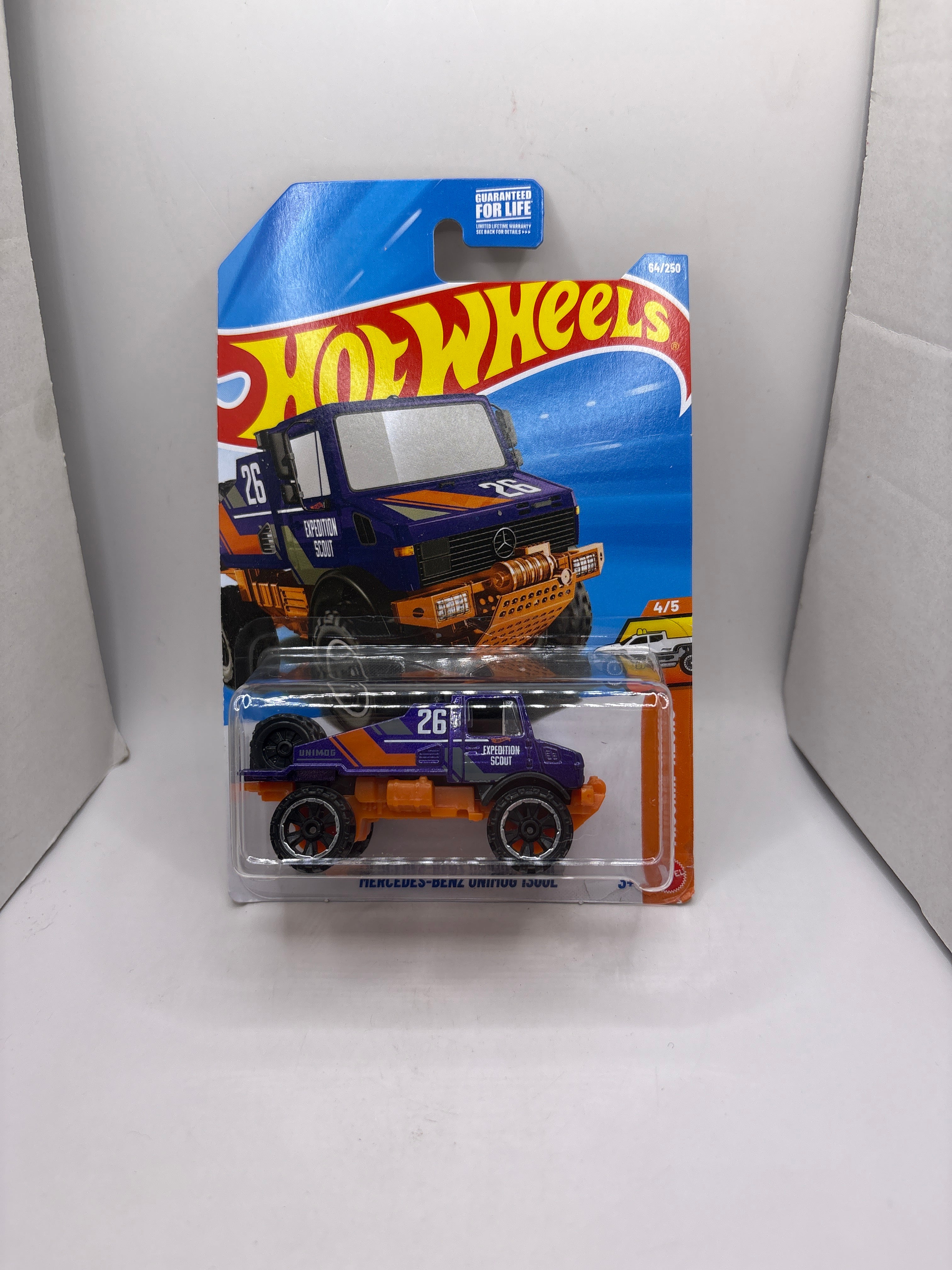Hot Wheels Mercedes-Benz Unimog 1300L Diecast purple