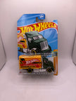 Hot Wheels Hiway Hauler 2 Diecast