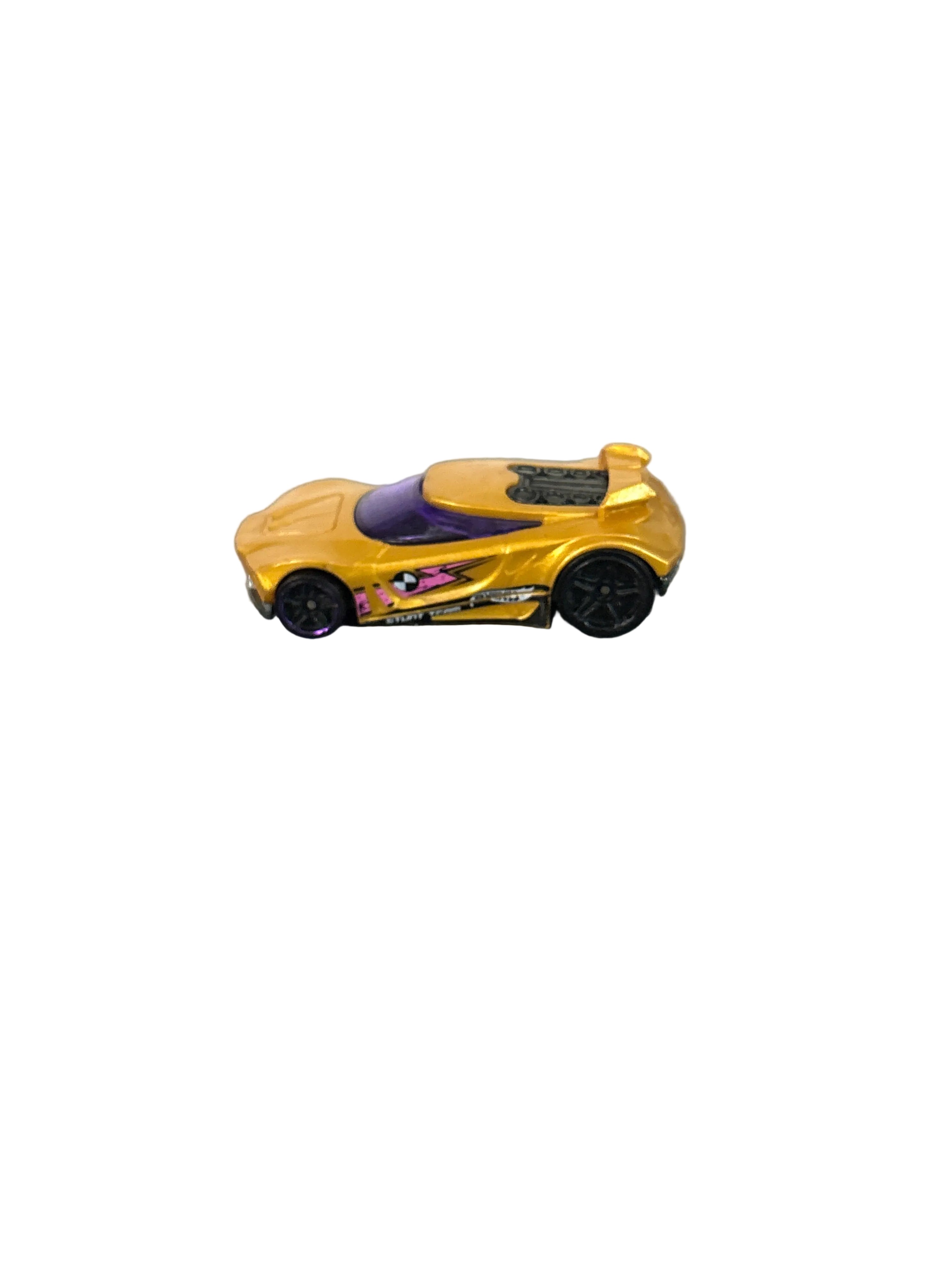 Hot Wheels Chicane Diecast gold