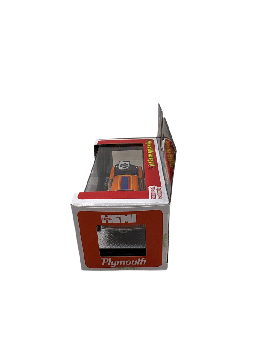 M2 1969 Plymouth Road Runner HEMI Diecast orange