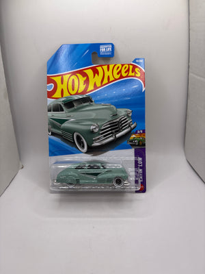 Hot Wheels 47 Chevy Fleetline Diecast green