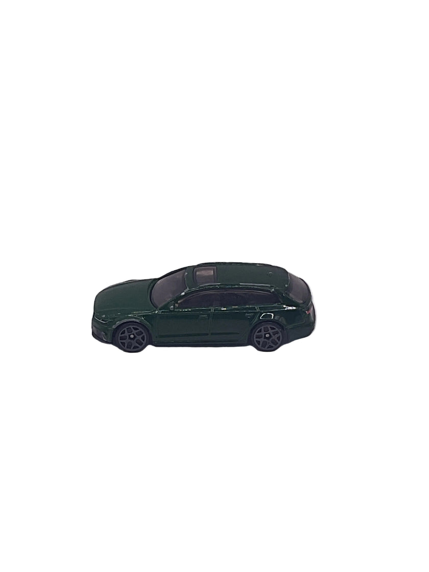 Hot Wheels ‘17 Audi RS 6 Avant Diecast Green