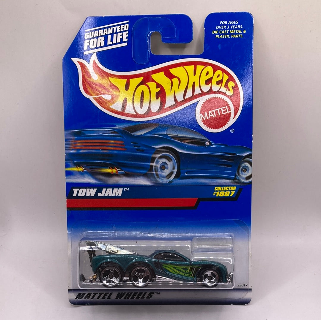 Hot Wheels Tow Jam Diecast