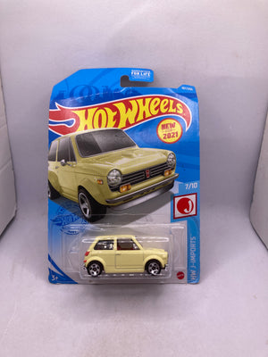 Hot Wheels Custom 70 Honda N600 Diecast