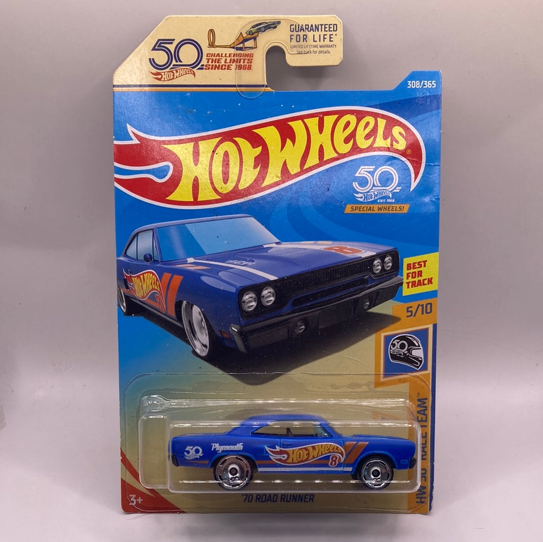 Hot Wheels 70 Road Runner Diecast