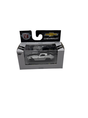 M2 1966 Chevrolet Corvette 427 Diecast