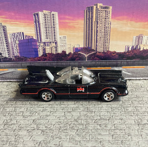 Hot Wheels Batmobile Diecast