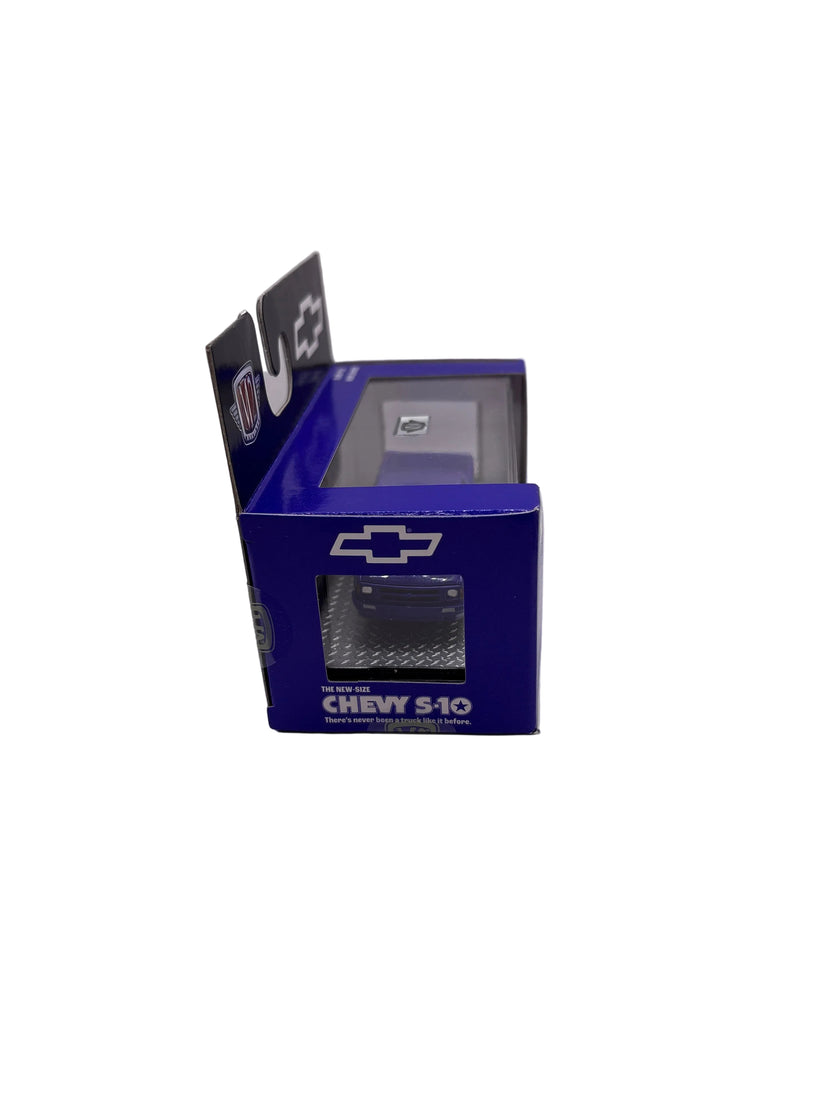 M2 1995 Chevrolet S10 Diecast Purple