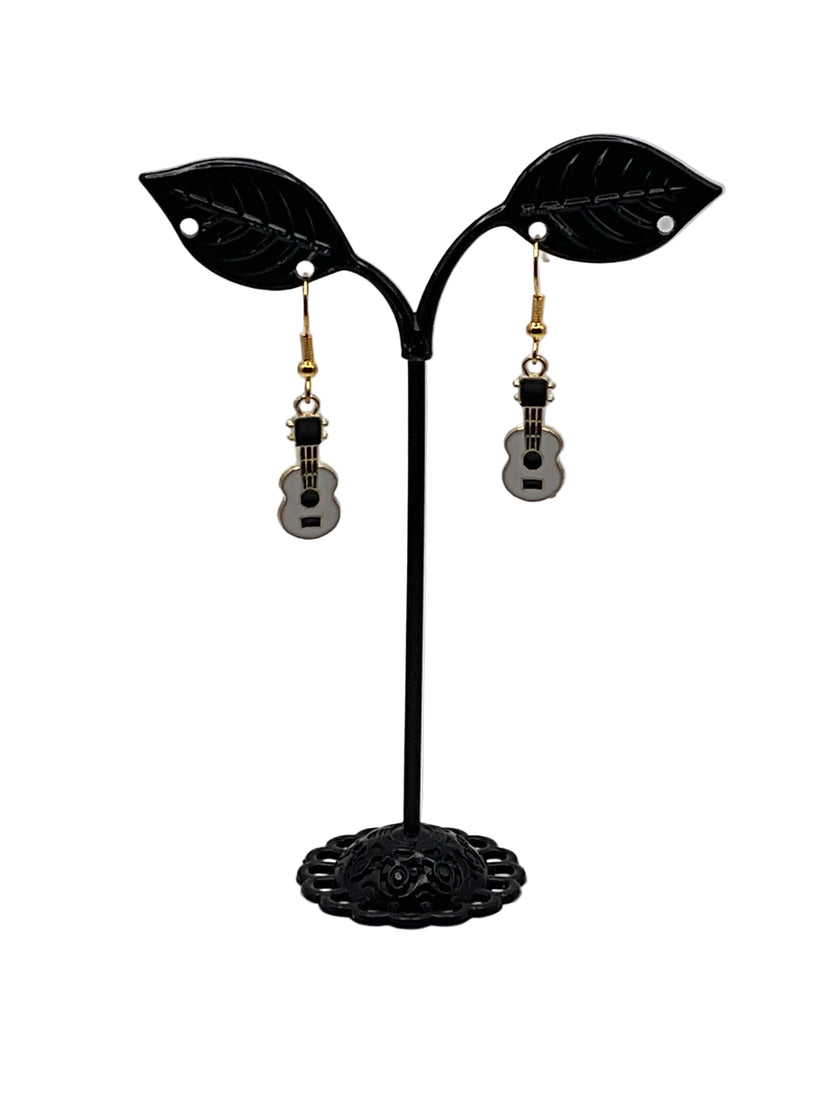 Musical instruments and note earrings